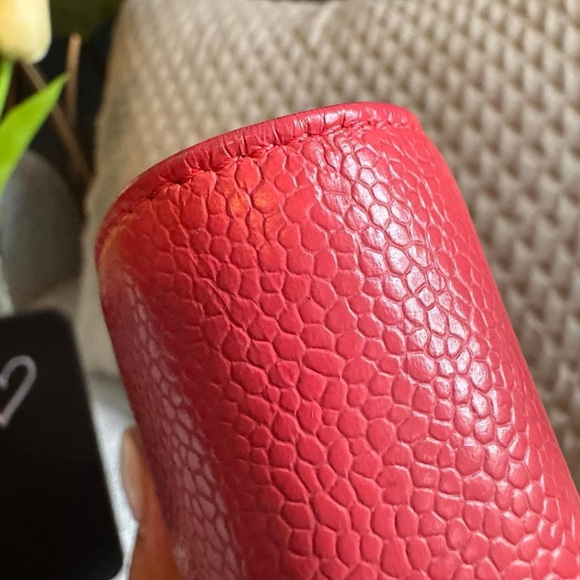 Price FIRM*CHANEL WOC in Caviar - Picture 14 of 17